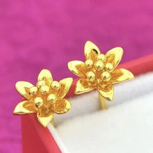 Load image into Gallery viewer, Classic Sand Gold Earrings
