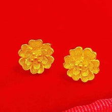 Load image into Gallery viewer, Classic Sand Gold Earrings
