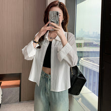 Load image into Gallery viewer, Petite Niche Vintage Versatile Loose Sun Shirt
