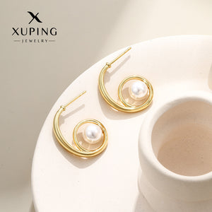 French Pearl G-shaped Earrings