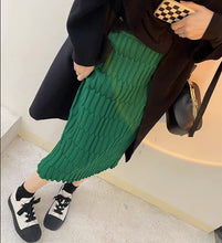 Load image into Gallery viewer, High-waisted knitted straight leg slimming and hip-hugging skirt
