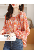 Load image into Gallery viewer, Chiffon round neck French style floral shirt
