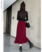 Load image into Gallery viewer, High-waisted fishtail skirt for petite slimming pear-shaped body
