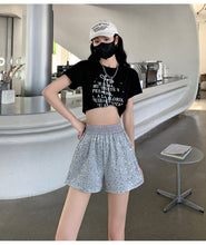 Load image into Gallery viewer, Sequined high-waist slimming loose a-line casual shorts
