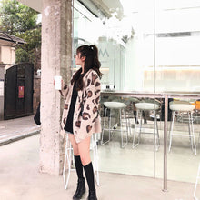 Load image into Gallery viewer, V-neck leopard print loose lazy style wool knitted cardigan jacket
