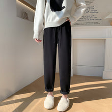 Load image into Gallery viewer, Cashmere granny wool cigarette pants
