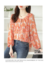Load image into Gallery viewer, Chiffon round neck French style floral shirt
