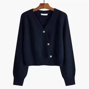 V-neck design, loose, lazy and chic niche short knitted top