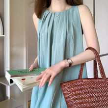 Load image into Gallery viewer, Loose suspender beach long skirt for seaside vacation travel
