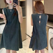 Load image into Gallery viewer, Retro slim sleeveless vest denim dress
