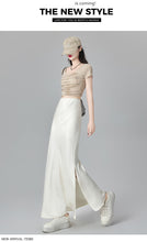 Load image into Gallery viewer, Satin dark pattern jacquard slimming and drapey A-line fishtail skirt
