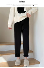 Load image into Gallery viewer, Cashmere granny wool cigarette pants
