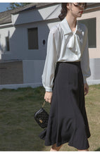Load image into Gallery viewer, Lantern sleeve temperament autumn and winter bow shirt
