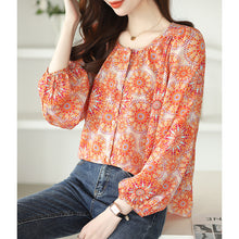 Load image into Gallery viewer, Chiffon round neck French style floral shirt
