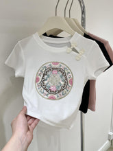 Load image into Gallery viewer, Chinese style button embroidered slim crop top

