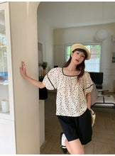 Load image into Gallery viewer, All-match embroidered lapel short-sleeved loose shirt
