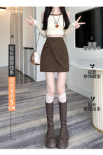 Load image into Gallery viewer, Pleated casual high-waisted hip-covering A-line skirt
