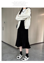 Load image into Gallery viewer, High-waisted fishtail skirt for petite slimming pear-shaped body
