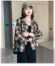 Load image into Gallery viewer, Petite Niche Vintage Versatile Loose Sun Shirt
