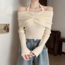 Load image into Gallery viewer, Halterneck knitted one-shoulder long-sleeved off-shoulder cropped sweater
