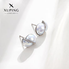 Load image into Gallery viewer, Semicircular Staggered Pearl Earrings
