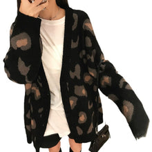 Load image into Gallery viewer, V-neck leopard print loose lazy style wool knitted cardigan jacket
