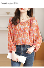 Load image into Gallery viewer, Chiffon round neck French style floral shirt
