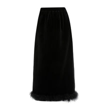 Load image into Gallery viewer, Velvet and furry autumn and winter style slit hip-hugging long skirt
