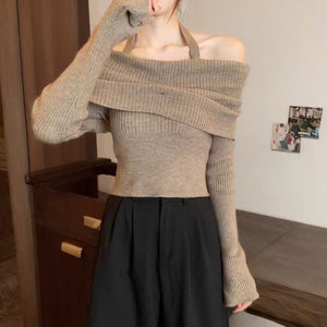 Halterneck knitted one-shoulder long-sleeved off-shoulder cropped sweater