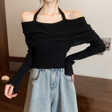 Load image into Gallery viewer, Halterneck knitted one-shoulder long-sleeved off-shoulder cropped sweater
