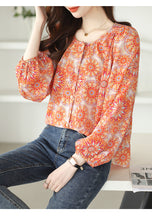 Load image into Gallery viewer, Chiffon round neck French style floral shirt
