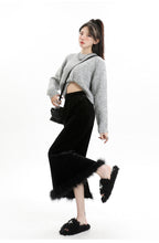 Load image into Gallery viewer, Velvet and furry autumn and winter style slit hip-hugging long skirt
