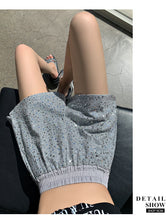 Load image into Gallery viewer, Sequined high-waist slimming loose a-line casual shorts
