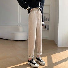 Load image into Gallery viewer, Cashmere granny wool cigarette pants
