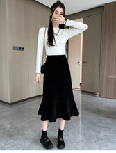 Load image into Gallery viewer, High-waisted fishtail skirt for petite slimming pear-shaped body
