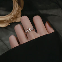Load image into Gallery viewer, Crown Ring
