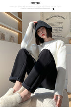 Load image into Gallery viewer, Cashmere granny wool cigarette pants
