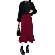 Load image into Gallery viewer, High-waisted fishtail skirt for petite slimming pear-shaped body
