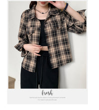 Load image into Gallery viewer, Petite Niche Vintage Versatile Loose Sun Shirt
