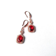 Load image into Gallery viewer, 4 Leaves Red Tourmaline Necklace Set
