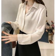 Load image into Gallery viewer, Solid Color Han Fan Simple Long-sleeved Shirt
