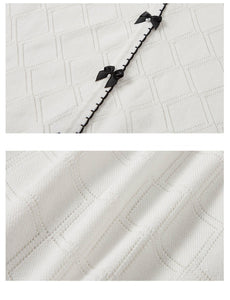 Lightweight Short-sleeved V-neck Sweater Shirt