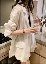 Load image into Gallery viewer, Casual Striped Sunscreen British Style Shirt
