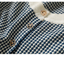 Load image into Gallery viewer, Western Style All-match Round Neck Long-sleeved Sweater
