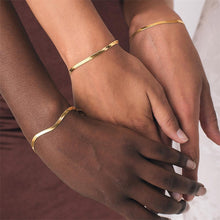 Load image into Gallery viewer, 3MM Flat Snake Chain Bracelet
