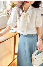 Load image into Gallery viewer, Smokey blue chiffon short-sleeved shirt with drape
