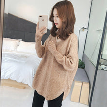 Load image into Gallery viewer, 很仙的慵懒风套头毛衣女2022秋冬新款宽松外穿针织上衣长袖加厚V
