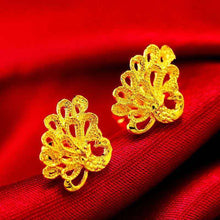 Load image into Gallery viewer, Classic Sand Gold Earrings
