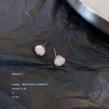 Load image into Gallery viewer, Three-piece Micro-encrusted Diamonds Jewelry Set
