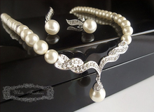 Load image into Gallery viewer, Korean Style Pearl Necklace Set
